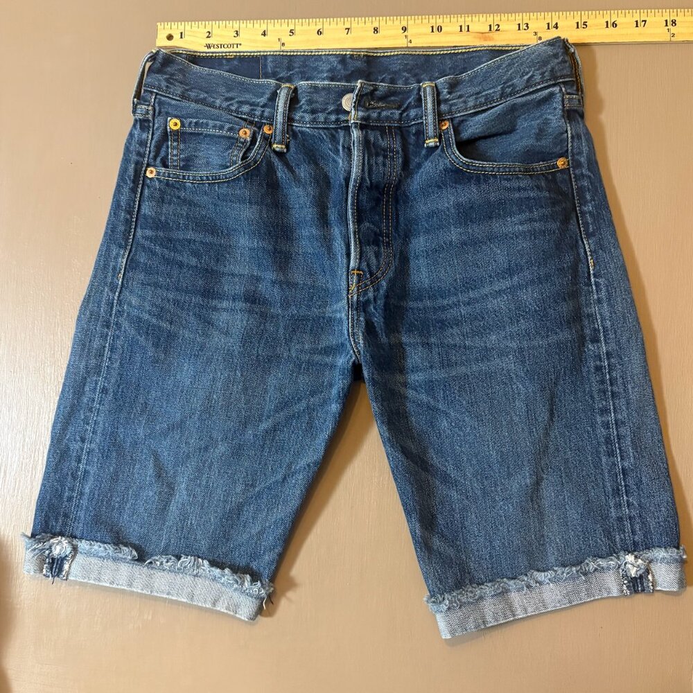 Vintage levi's 501 Bermuda Cut off Shorts
